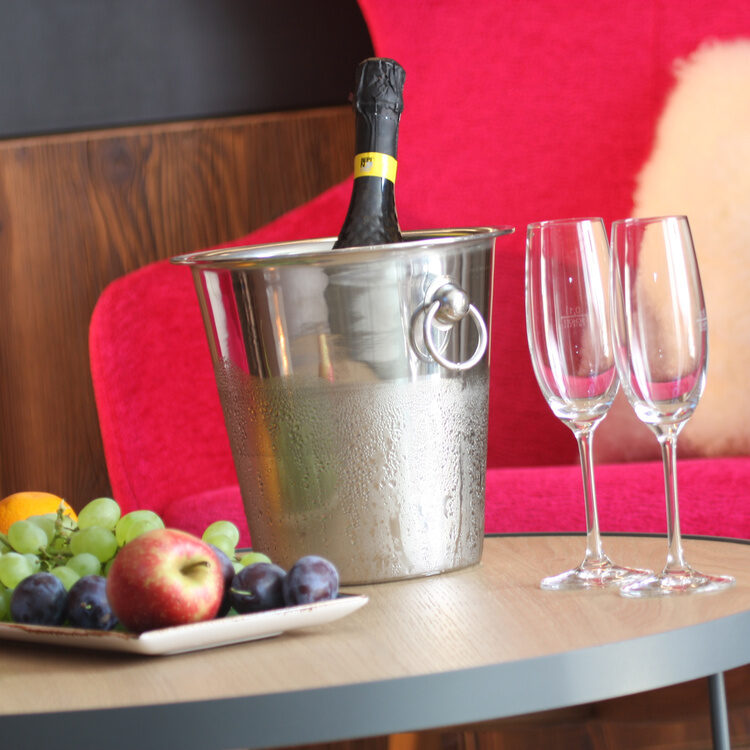 Flasche Sekt (Schloss Trier)
